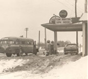 Tom Martins store Mar 1960